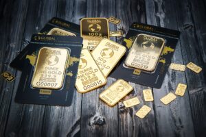 Gold price struggles